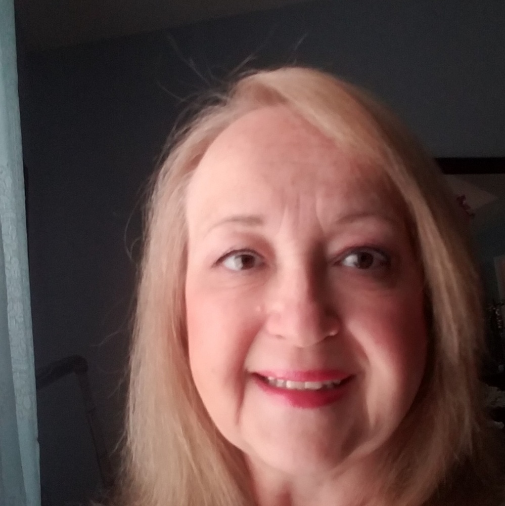 Meet your Posher, Gabriela